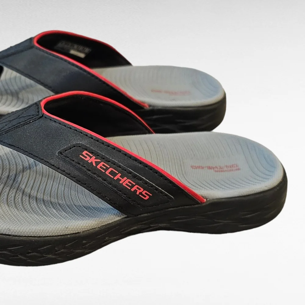 Skechers On The Go Black and Red Kids Sandals Size 4